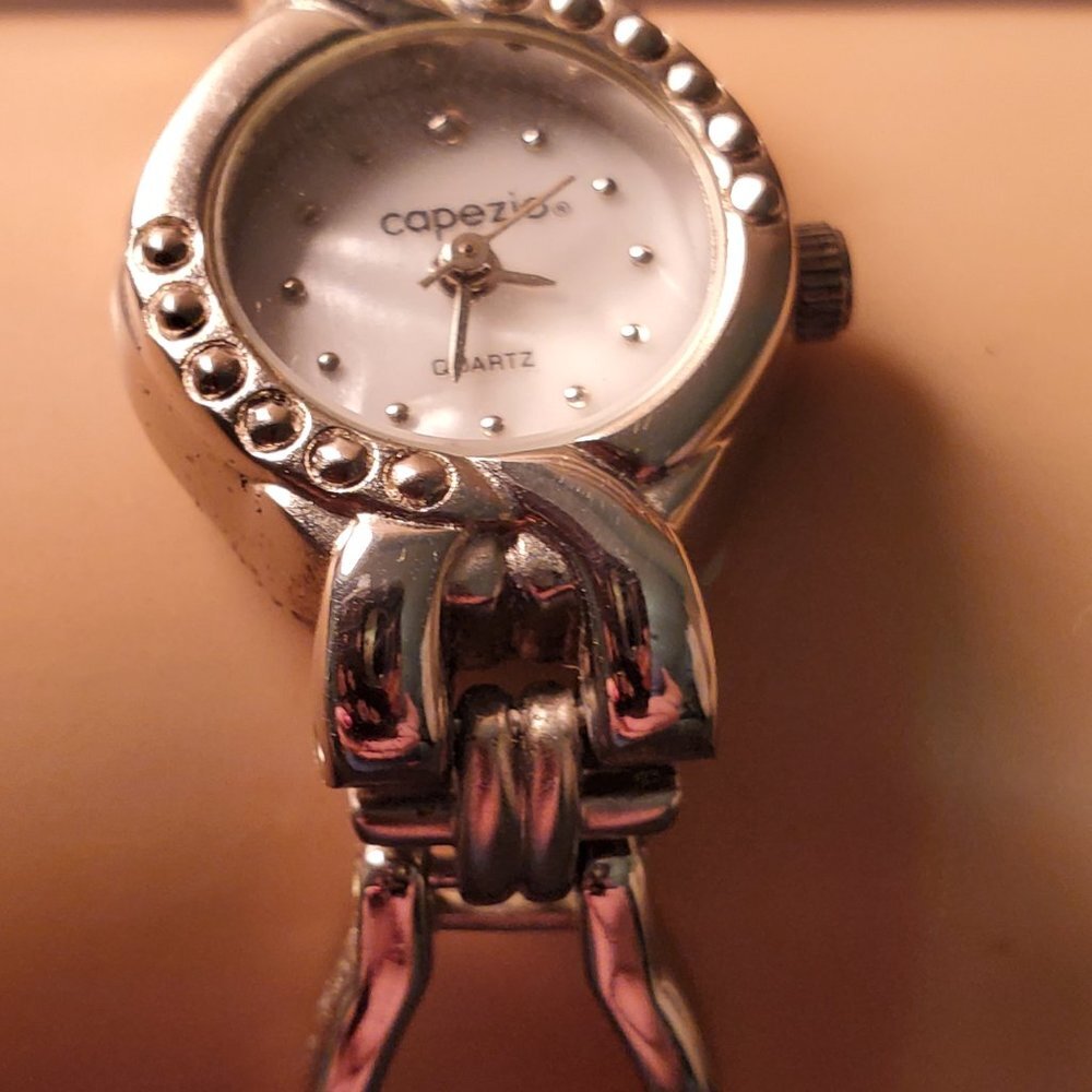 Capezio Ladies Watch-Silver Case & Link Band - White Face - Raised Accents - Picture 5 of 8
